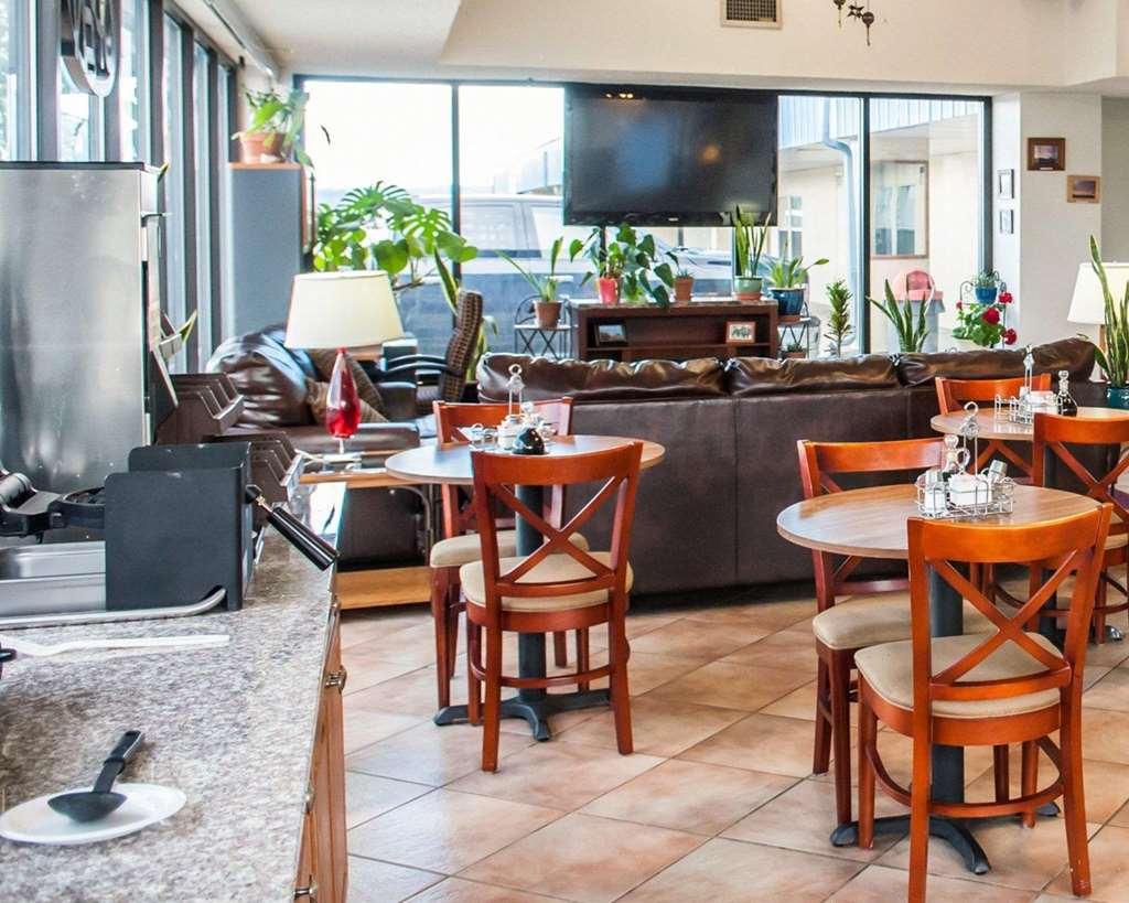 Budget Host Trinidad Restaurant bilde